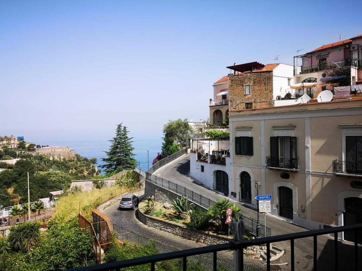 Vittoria Luxury Suite Vico Equense Exterior foto