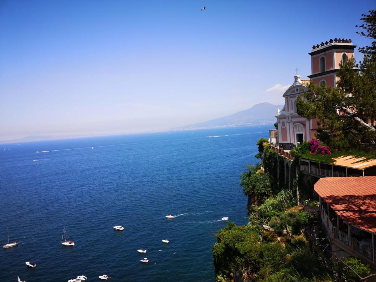 Vittoria Luxury Suite Vico Equense Exterior foto